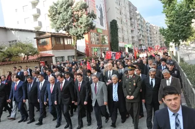 Tarsus'un Düşman İşgalinden Kurtuluşunun 93. Yıldönümü Törenlerle Kutlandı Tarsus'un Düşman İşgalinden Kurtuluşunun 93. Yıldönümü Törenlerle Kutlandı
