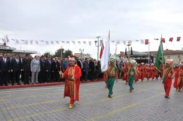 Tarsus'un Düşman İşgalinden Kurtuluşunun 93. Yıldönümü Törenlerle Kutlandı Tarsus'un Düşman İşgalinden Kurtuluşunun 93. Yıldönümü Törenlerle Kutlandı