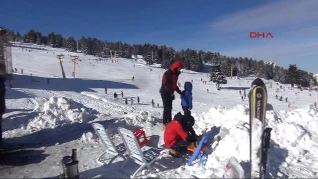 Bursa Uludağ'da Pistlerde Mangal Keyfi Haberler