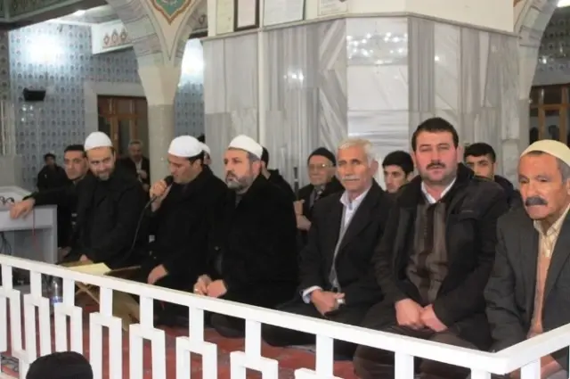 Mevlit Kandilinde Van'da Camiler Doldu, Taştı Mevlit Kandilinde Van'da Camiler Doldu, Taştı