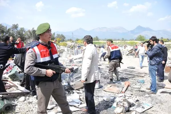Müfettişler Akaydın'ın Yaktırdığı Evraklarda Suç Unsuru Bulmadı Müfettişler Akaydın'ın Yaktırdığı Evraklarda Suç Unsuru Bulmadı