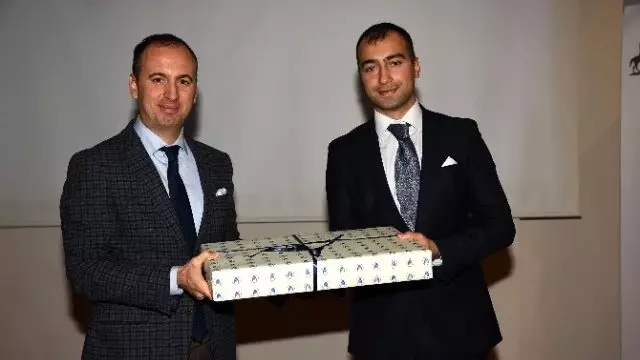 Tasarım Ödülü Adana'ya Geldi Tasarım Ödülü Adana'ya Geldi