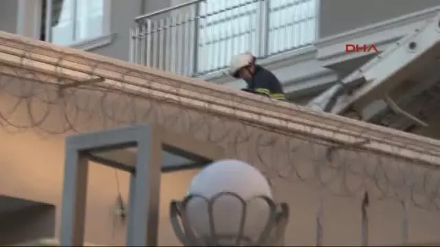 Ampül Takarken Terasa Düşüp Yaralandı Haberler