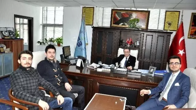 Sosyal Medya Ünlülerinden Başkan Saka'ya Ziyaret Sosyal Medya Ünlülerinden Başkan Saka'ya Ziyaret