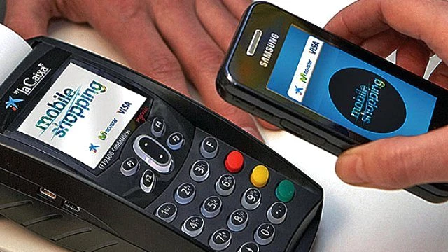 Kredi Kartı Yerine Cep Telefonu İle Ödeme Geliyor - Ekonomi