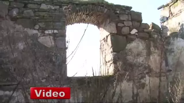 Fatih Sultan Mehmet'in Akrabalarının Türbesi Talan Edildi Fatih Sultan Mehmet'in Akrabalarının Türbesi Talan Edildi