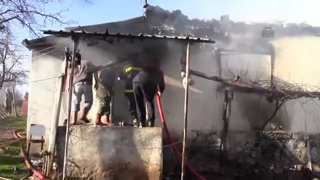 Bayramiç�te Ev Yangını Haberler