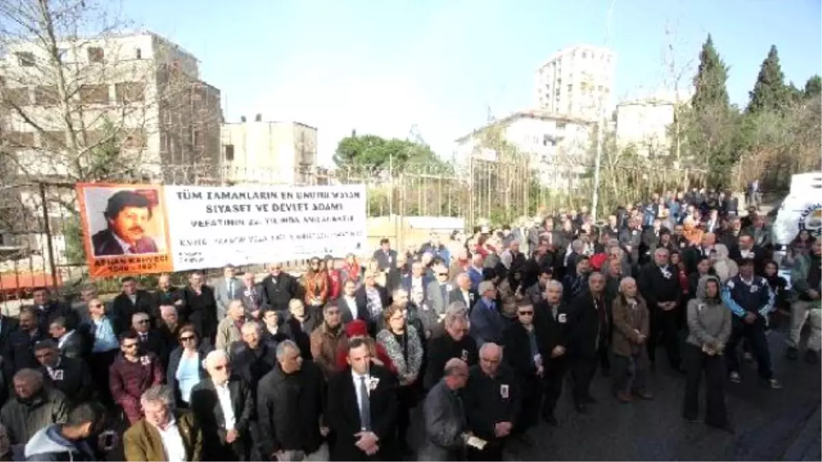 Adnan Kahveci Ölümünün 22. Yılında Kartal'daki Mezarı Başında Anıldı Haberler