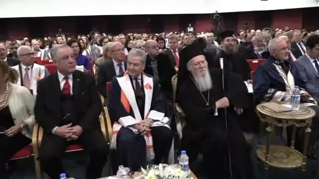 Bartholomeos'a Onursal Doktor Ünvanı Verildi