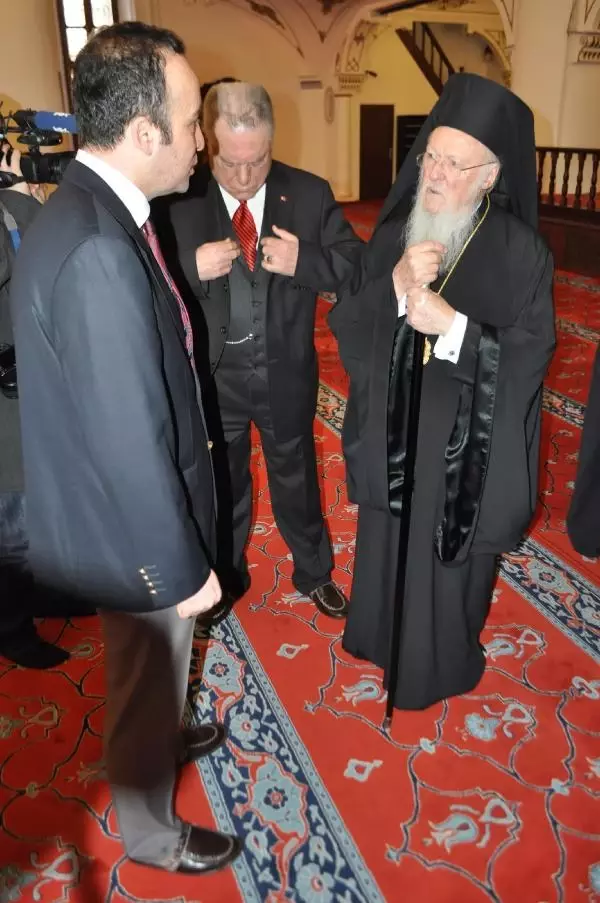 Patrik Bartholomeos, Hisarönü Camisini Ziyaret Etti