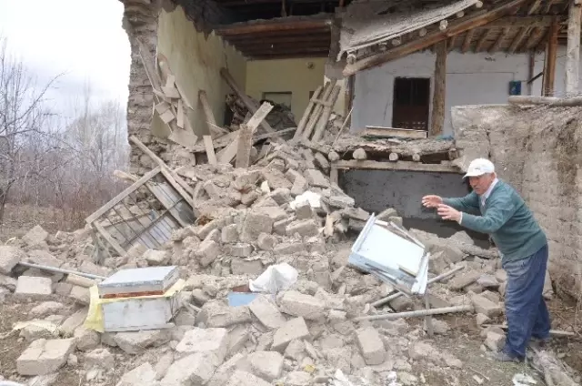 Yeni Evli Çiftin Sıcak Yuva Hayali Yıkıldı Yeni Evli Çiftin Sıcak Yuva Hayali Yıkıldı