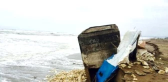 Karadeniz Kabardı, Karasu'da Kıyı Şeridini Su Altında Bıraktı