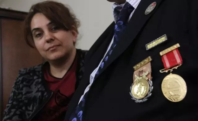 Hayat Arkadaşının Sevgisi Başından Yaralanan Gaziyi Ayağa Kaldırdı