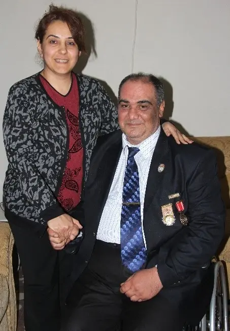 Hayat Arkadaşının Sevgisi Başından Yaralanan Gaziyi Ayağa Kaldırdı