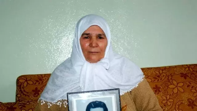 Şehit Eşi: Kızımla Güneş Enerjisini Ortak Kullandığım İçin Suyu Kesecekler Şehit Eşi: Kızımla Güneş Enerjisini Ortak Kullandığım İçin Suyu Kesecekler