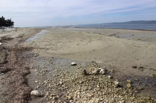 Çanakkale'de Deniz Çekildi