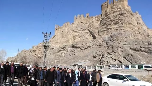 Eş Başkanlar Gürpınar'da Eş Başkanlar Gürpınar'da