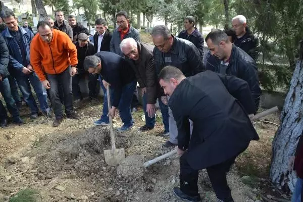 Hakem İlker Meral'den Annesine Son Görev