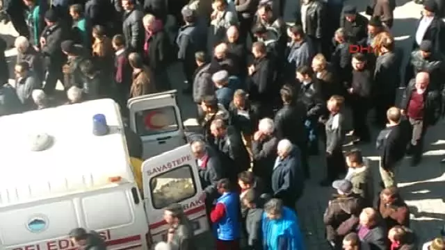 Hakem İlker Meral'den Annesine Son Görev