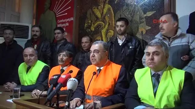 Gaziantep CHP İl Başkanı: Gaziantep'te 15 Bin İnsan İşinden Oldu Gaziantep CHP İl Başkanı: Gaziantep'te 15 Bin İnsan İşinden Oldu