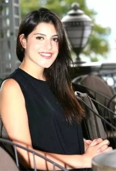 Aydan Şener'in Kızı Medcezir'de Oynuyormuş