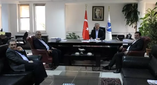 Kemal Öztürk: Ne Şehrin Sorunlarını, Ne de Ümmetin Dertlerini Unuturuz