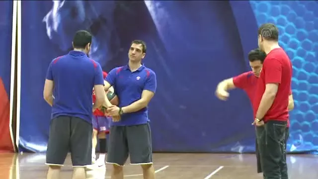 Andrei Kirilenko'dan Türk Taraftarlara Övgü Andrei Kirilenko'dan Türk Taraftarlara Övgü