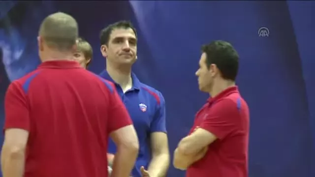 Andrei Kirilenko'dan Türk Taraftarlara Övgü Andrei Kirilenko'dan Türk Taraftarlara Övgü