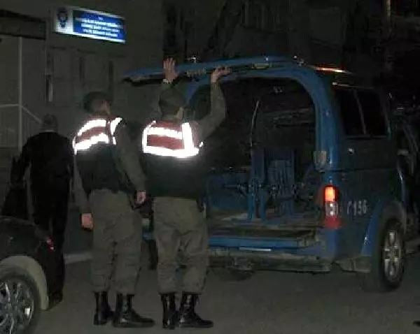 Şiddetten Cezaevine Giren Şahıs İzinli Çıkıp Eşini Öldürdü
