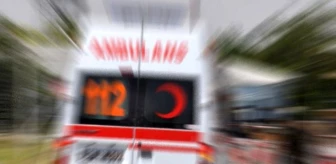 İzmir'de Otomobilin Çarptı Yaya Yaralandı