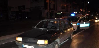 İzmir'de Otomobilin Çarptığı Yaya Ağır Yaralandı