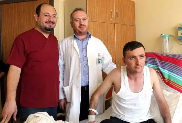 Göğüs Kafesi Çelik Barla Düzeltildi Göğüs Kafesi Çelik Barla Düzeltildi