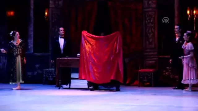 5. Murad' Balesi Son Kez Sahnelendi 5. Murad' Balesi Son Kez Sahnelendi