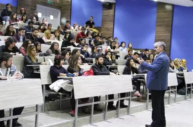 Prof. Dr.bozbel, Öğrencilere Başarılı Bir Avukat Olmanın Yollarını Anlattı Prof. Dr.bozbel, Öğrencilere Başarılı Bir Avukat Olmanın Yollarını Anlattı