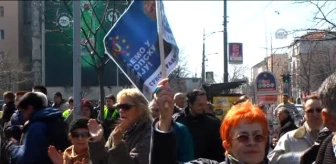 Sırbistan'da 'Nato' Protestosu