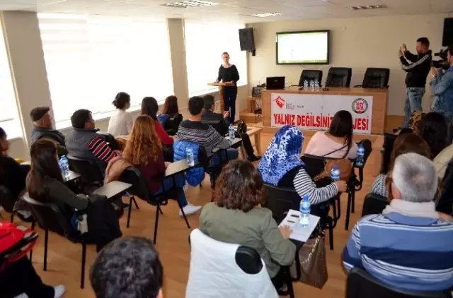 Söke'de Alzheimer Hasta ve Yakınlarına 'Yalnız Değilsiniz' Projesi Söke'de Alzheimer Hasta ve Yakınlarına 'Yalnız Değilsiniz' Projesi