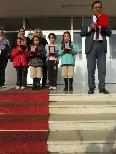 Minik Okurlar Ödüle Doymuyor Minik Okurlar Ödüle Doymuyor