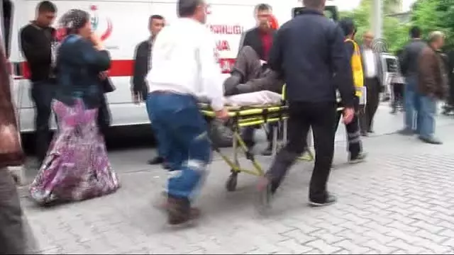 Tarım İşçilerini Taşıyan Traktör Devrildi: Ölü ve Yaralılar Var