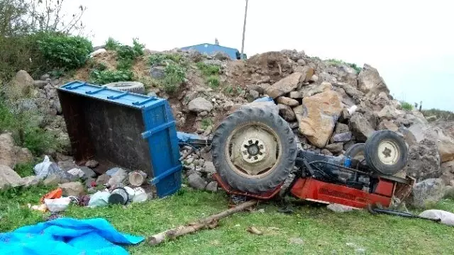 Tarım İşçilerini Taşıyan Traktör Devrildi: Ölü ve Yaralılar Var