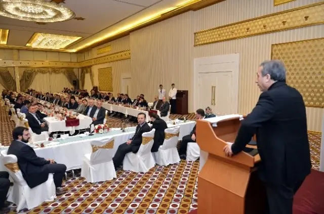 Bakan Eker Stk Temsilcileriyle Bir Araya Geldi Bakan Eker Stk Temsilcileriyle Bir Araya Geldi