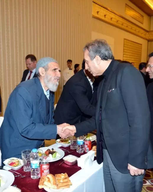 Bakan Eker Stk Temsilcileriyle Bir Araya Geldi Bakan Eker Stk Temsilcileriyle Bir Araya Geldi