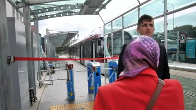 Elektrik Arızası Tramvay Yolcularını Mağdur Etti - Haber