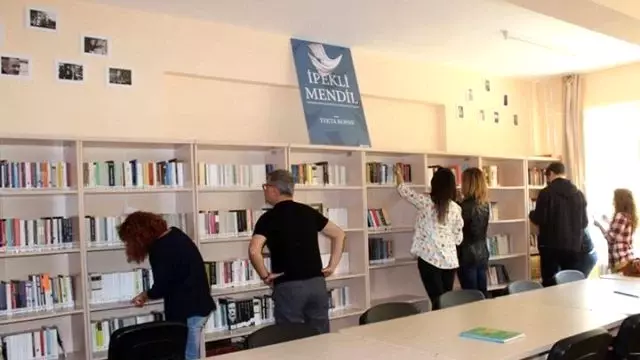 &quot;İpekli Mendil Kütüphanesi&quot; Antakya�da Açıldı! Haberler