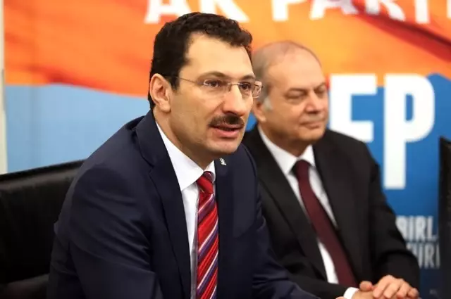 AK Parti Milletvekili Adayları Basın Toplantısı Düzenledi AK Parti Milletvekili Adayları Basın Toplantısı Düzenledi