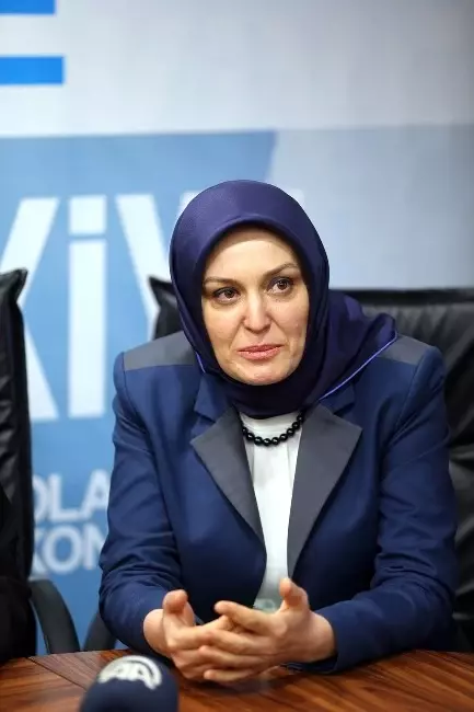 AK Parti Milletvekili Adayları Basın Toplantısı Düzenledi AK Parti Milletvekili Adayları Basın Toplantısı Düzenledi