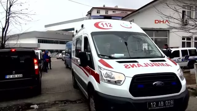 Bingöl'de Askeri Araç Devrildi: 12 Asker Yaralı