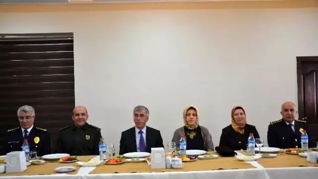 Aksaray�da Polis Teşkilatı Yemekte Buluştu Aksaray