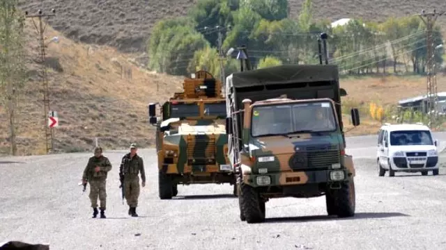 Bingöl'de Askeri Araç Dereye Uçtu: 12 Asker Yaralı