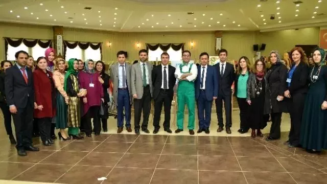 Ko-mek Gölcük Sergisi, Erkan Şamcı Söyleşisi ile Açıldı Ko-mek Gölcük Sergisi, Erkan Şamcı Söyleşisi ile Açıldı