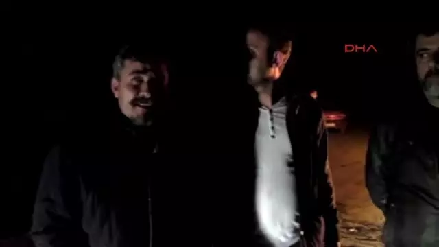 Dona Karşı Meyve Bahçelerinde Lastik Yakıyorlar Dona Karşı Meyve Bahçelerinde Lastik Yakıyorlar